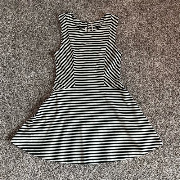 Free People black and white striped mini a-line dress size L - Picture 6 of 12